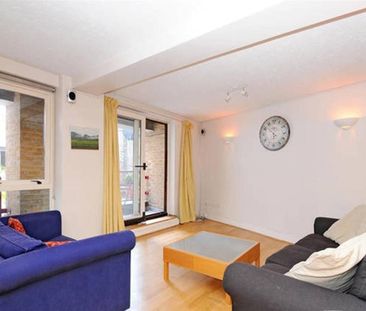 Studio Flat, Gun Place, E1W - Photo 1