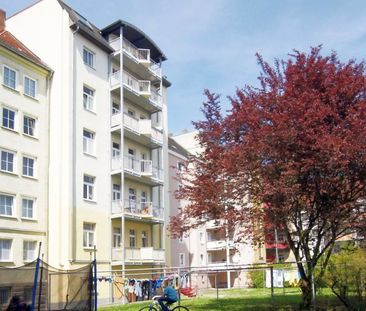 Schöne 2-Raum Altbauwohnung - Photo 4