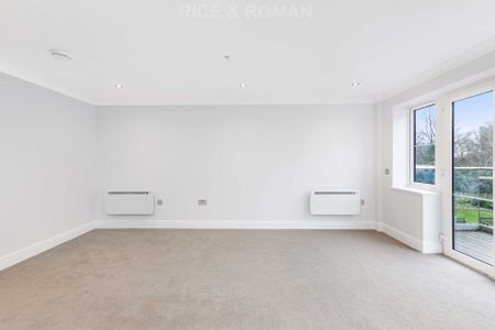 2 Bedroom Duplex, Lynwood Village – Ascot - Photo 2