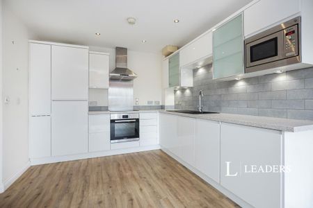 2 bedroom apartment to rent - Photo 3
