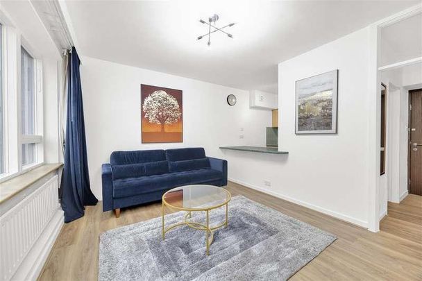 Millbank Court, Pimlico, SW1P - Photo 1