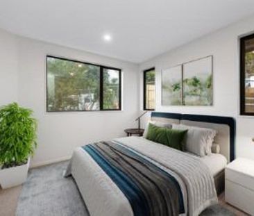 Modern Townhouse in Prime Orakei Location. - Photo 3