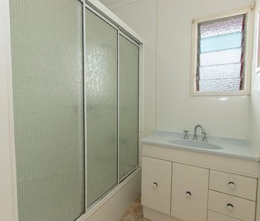 126 Twelfth Avenue, Railway Estate, Qld 4810 - Photo 5