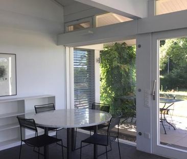 Bungalow mit grossem Garten Nähe Spital an Einzelperson zu vermieten. - Photo 2
