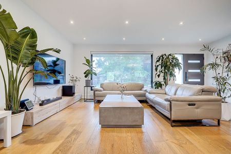 For Lease - 14 Pannahill Road, Toronto, Ontario - Photo 3