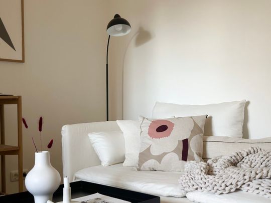 Singlewohnung mit Extrazimmer im 3. Stock **kein Lift** **bei den Bildern handelt es sich um Einrichtungsbeispiele** - Photo 1