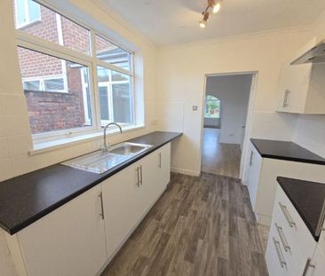 2 bedroom terraced house to rent - Photo 6