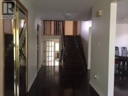 For Lease - 9 Chalet (Upper) Road, Toronto, Ontario - Photo 4