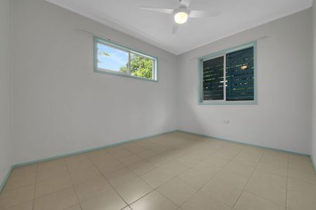 MOVE-IN-READY GEM IN NEW AUCKLAND - Photo 4