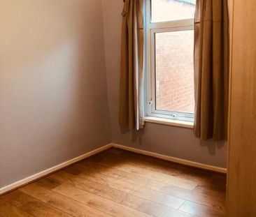 6 Cavendish Street, Belfast, BT12 7AU - Photo 5