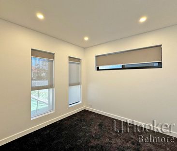 Exceptional Near New Five Bedroom Duplex in the Heart of Roselands! - Photo 2