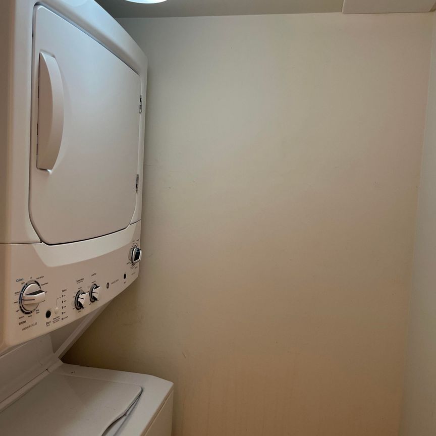 For Lease - 32 Clarissa Drive Unit# 222, Richmond Hill, Ontario - Photo 1