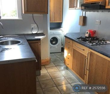 3 bedroom terraced house to rent - Photo 6