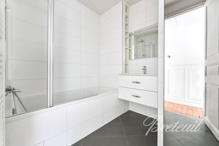 Appartement à louer à Paris 8Ème - Photo 5