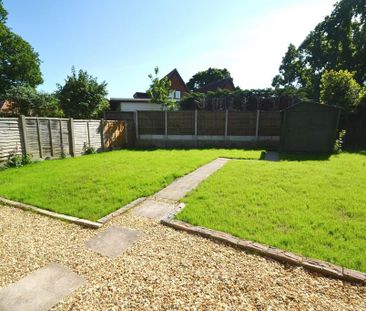 3 bedroom semi-detached house to rent - Photo 4