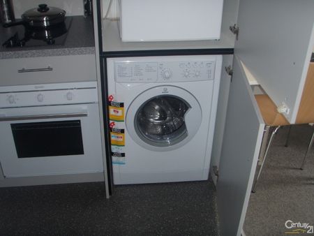 Apartment Living - Photo 4