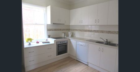 3 BEDROOMS WITH WOOD HEATING - Photo 4