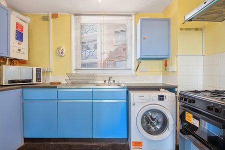 Marlow Road, London, E6 3QG - Photo 2