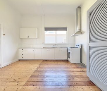 Charming Home in a Prime Newtown Location - Photo 6