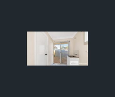 Central Family Home - Photo 5