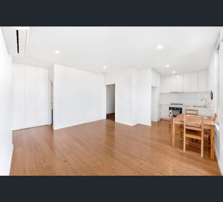 202/1215A Centre Road, Oakleigh South, Vic 3167 - Photo 5