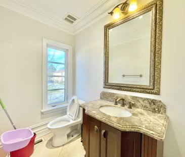 For Lease - 25A Oak Avenue, Richmond Hill, Ontario - Photo 2