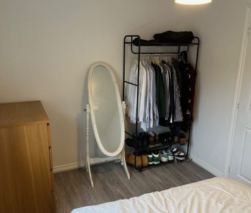 Sunderland Close - Photo 4