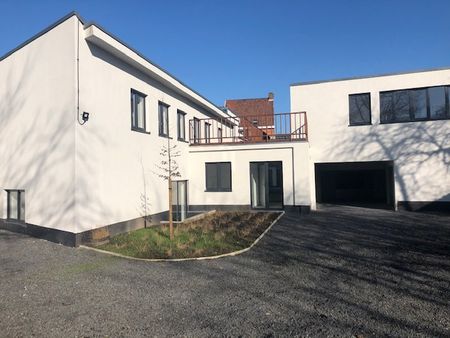 Gelijkvloers appartement met 2 slpk en terras. - Foto 2