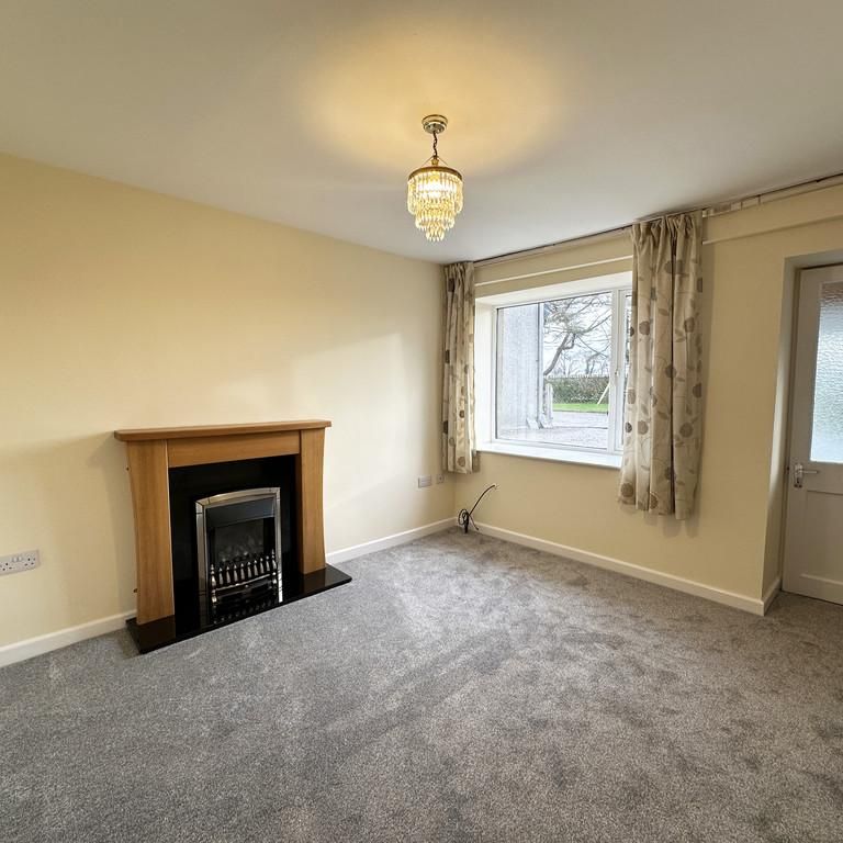 2 bedroom cottage to rent - Photo 1