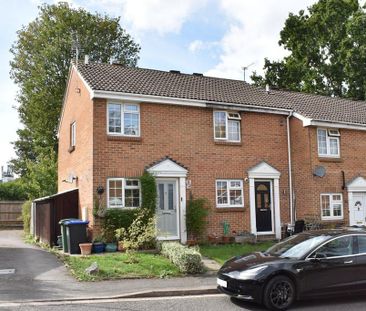 2 bedroom end of terrace house to rent - Photo 3