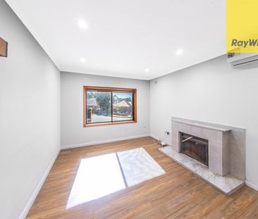 Spacious Family Living in a Convenient Westmead Locatio - Photo 1