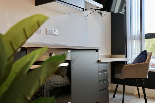 Studio to rent - Photo 1