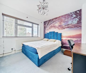 5 bedroom detached house to rent - Photo 1