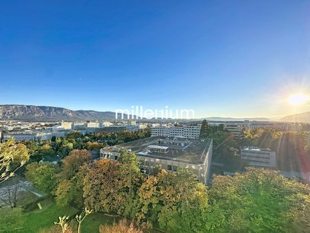 Furnished apartment with balcony near the UN - Photo 3
