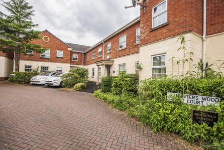 Attractive Two Bedroom Modern Apartment to Let in a Quiet Rural Residential Area of Chorley - Photo 4