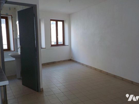 APPARTEMENT CENTRE D'ARDRES AU 1ER ETAGE - Photo 1