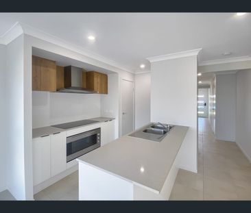 67 Salonika Cct, Bushland Beach, Qld 4818 - Photo 5