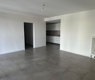 Moderno appartamento 2.5 locali con terrazza e giardino privato a Pazzallo - Photo 2