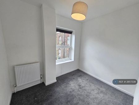 2 bedroom terraced house to rent - Photo 3