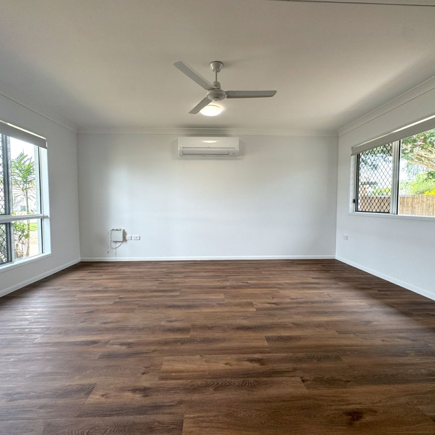 FRESHLY RENOVATED FAMILY HOME IN KIRWAN! - Photo 1