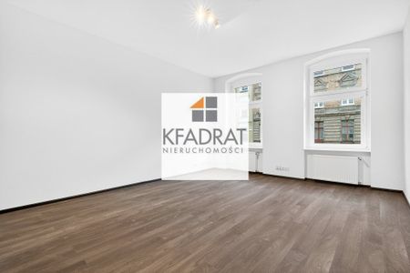 Duże mieszkanie w centrum! - Zdjęcie 2