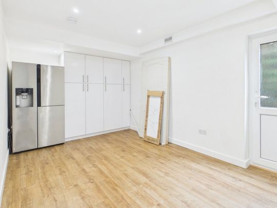 Bakers Wood, Denham, Uxbridge,UB9 - Photo 1