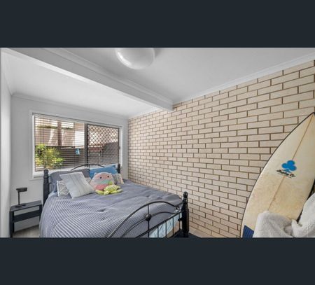 4/4 Kitchener Street, Golden Beach, Qld 4551 - Photo 4