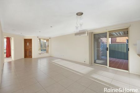 45 Samantha Crescent, Glendenning, NSW 2761 - Photo 2