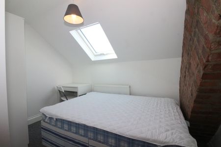 Lisvane street, Cathays - Photo 2