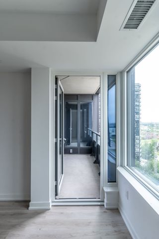 For Lease - 395 Square One Drive Unit# 1111, Mississauga, Ontario - Photo 3