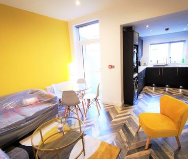 6 Bed Terraced House, Channell Road, L6 - Photo 5