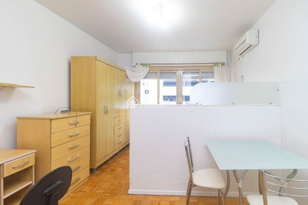 Apartamento JK com 1 quarto e 32m² para alugar em Floresta, Porto Alegre. - Photo 1