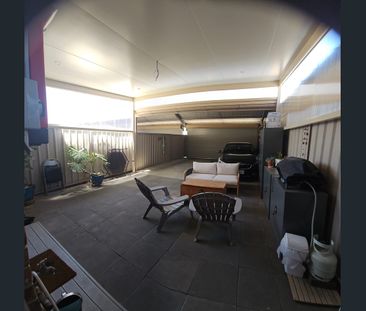 Spacious Townhouse in quiet location - Photo 6