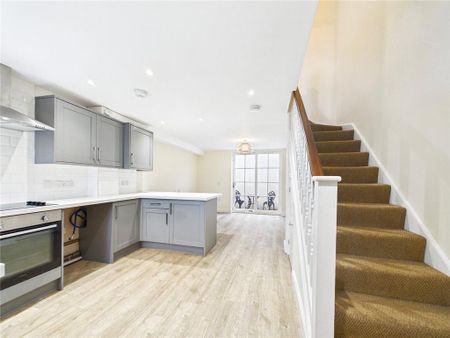 2 bedroom terraced house to rent - Photo 5